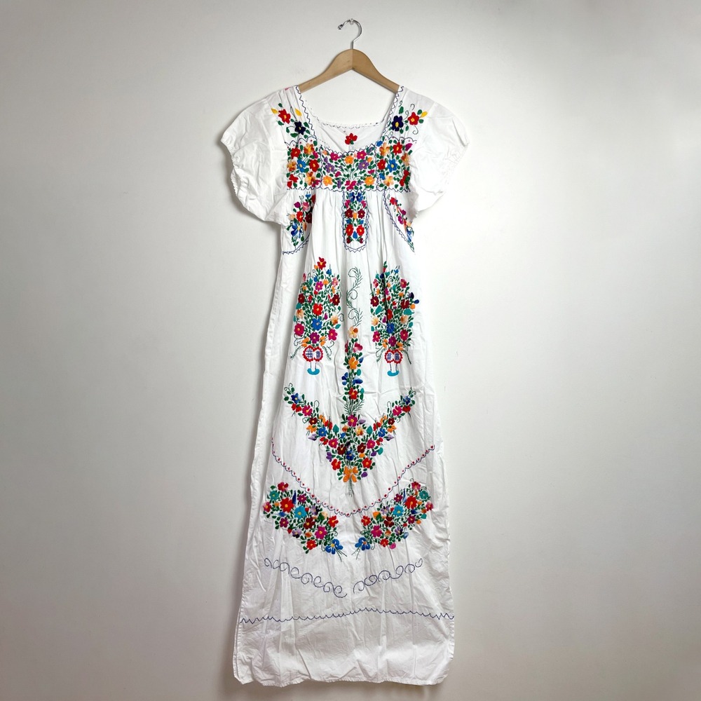 Embroidered Floral White Cotton Maxi Dress Boho Folk Mexican Puff Sleeve Cottage